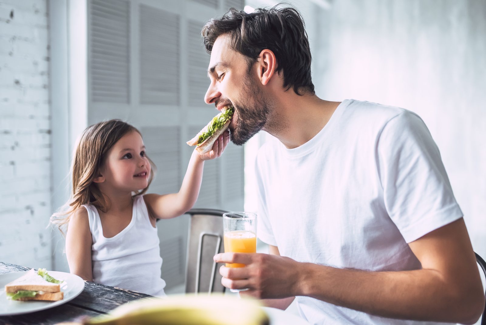 Conroe Divorce Lawyer - Does the mom automatically get the kids in a Divorce?